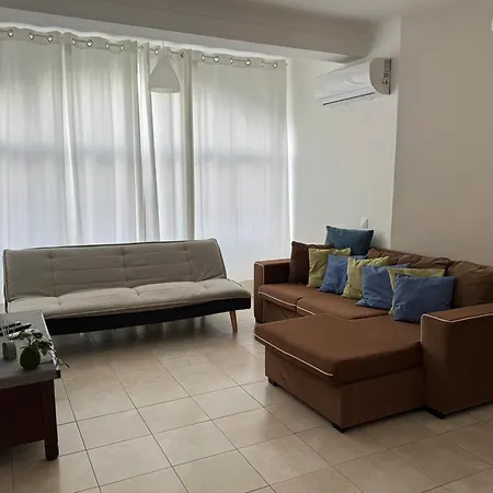 Earth T2 Lejlighed *